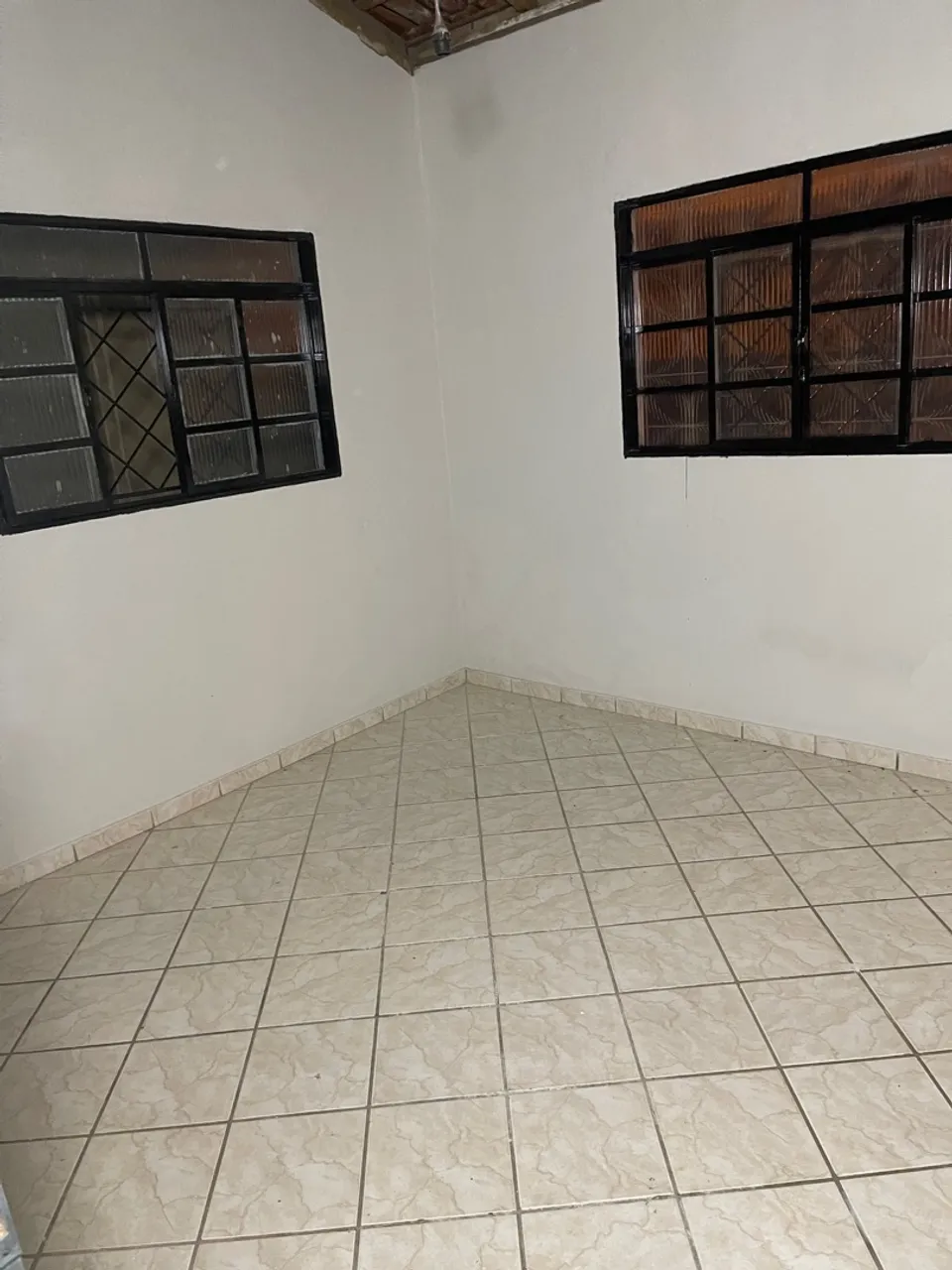 Vendo prédio com 2 casas