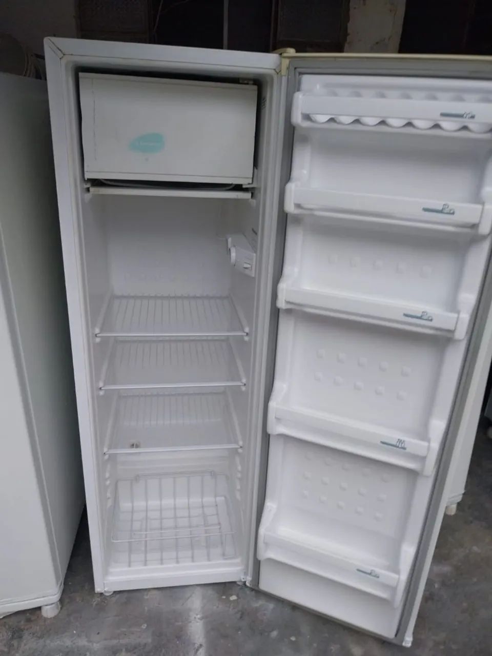 Geladeira consul palito 220v 