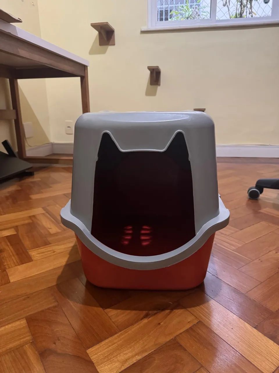 Caixa de areia com tampa