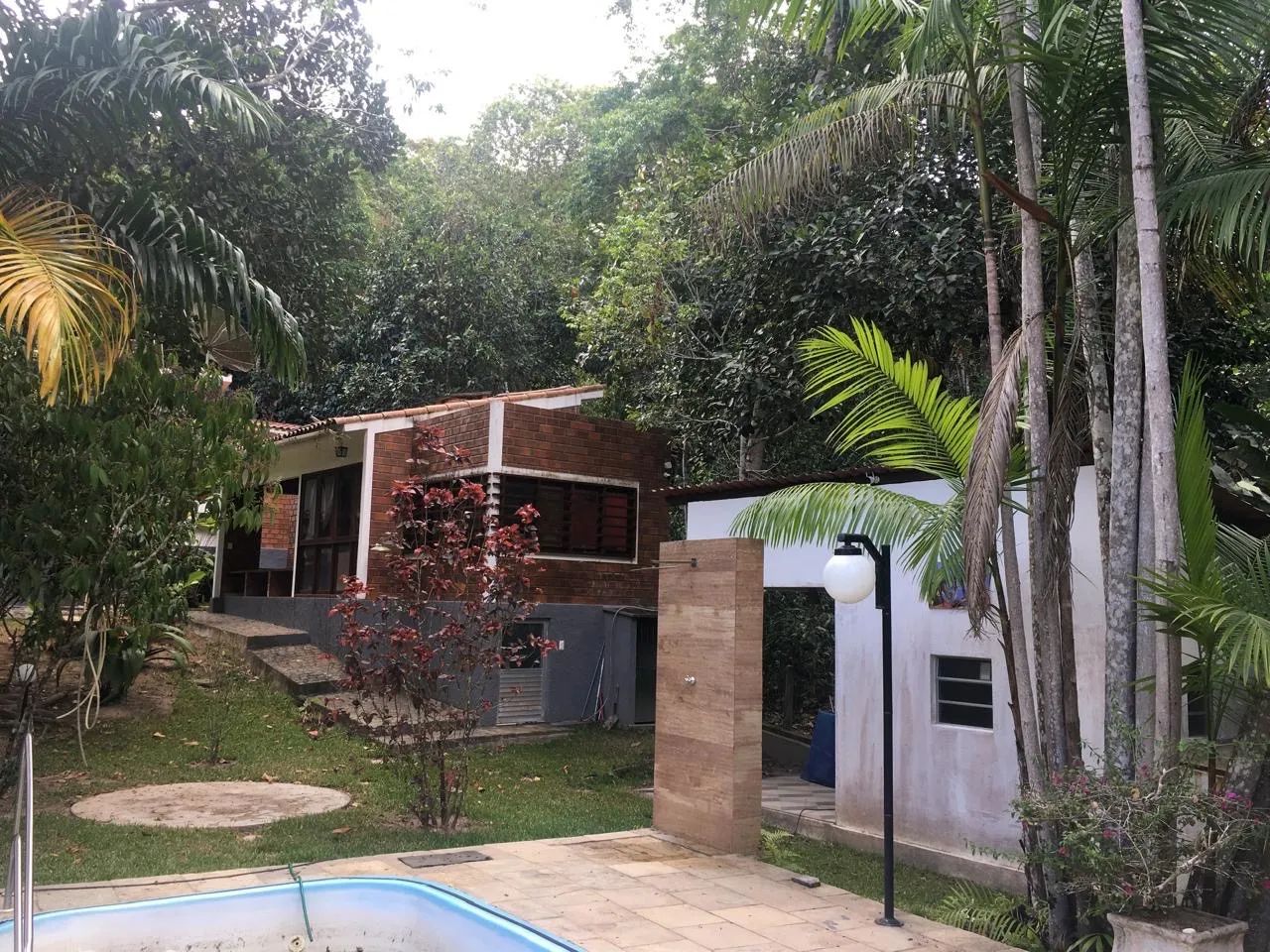 Compre ótima casa em aldeia 3 quartos sendo 1 suíte com closet 