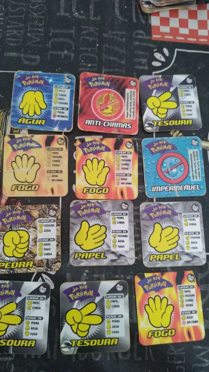 Cards Pokémon (53 cards) e Digimon 39 cartas - Hobbies e coleções