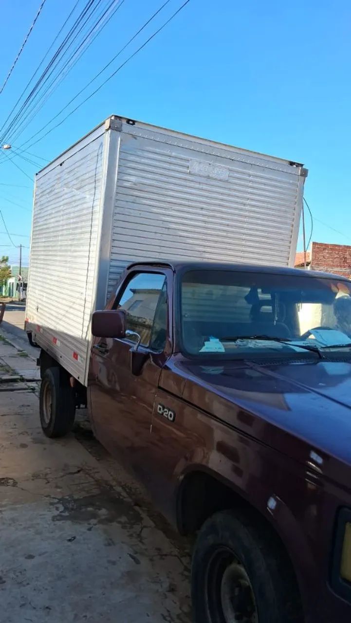 TRANSPORTES E MUDANÇAS 