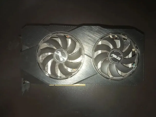 Placa de Vídeo ASUS CMP 40hx (DESEMPENHO BASE DE RTX 2070/2060SUPER)