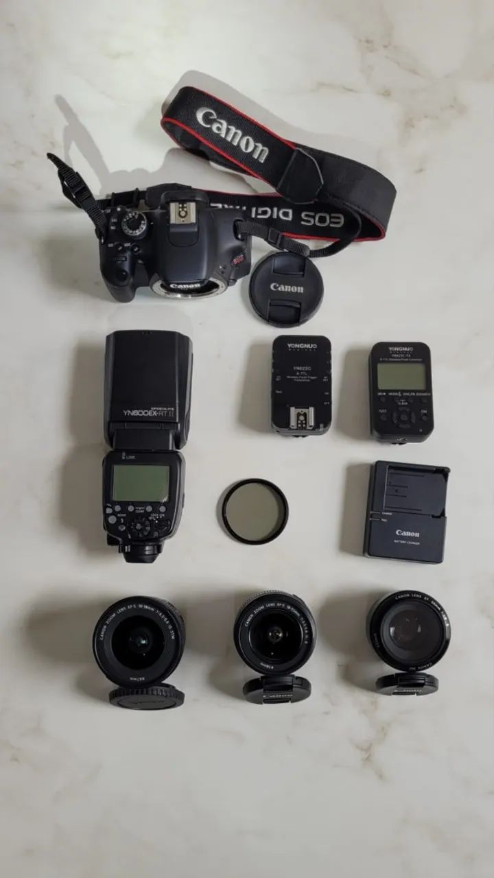 Camera Canon EOS Rebel T3i