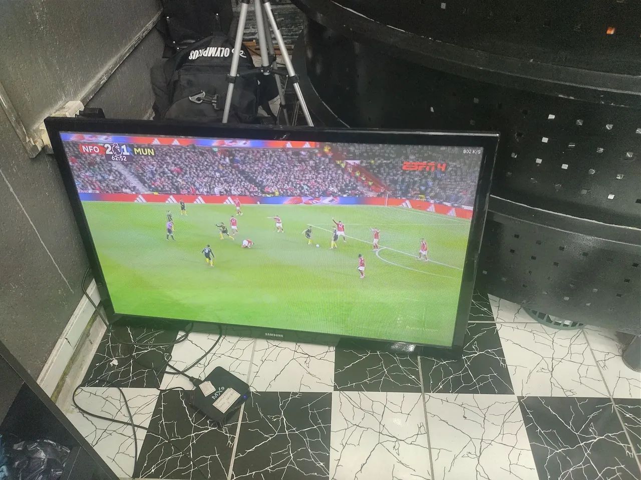 Vendo tv Samsung 50polegadas obs. Nao e smartv R$ 900,00 - Foto 5