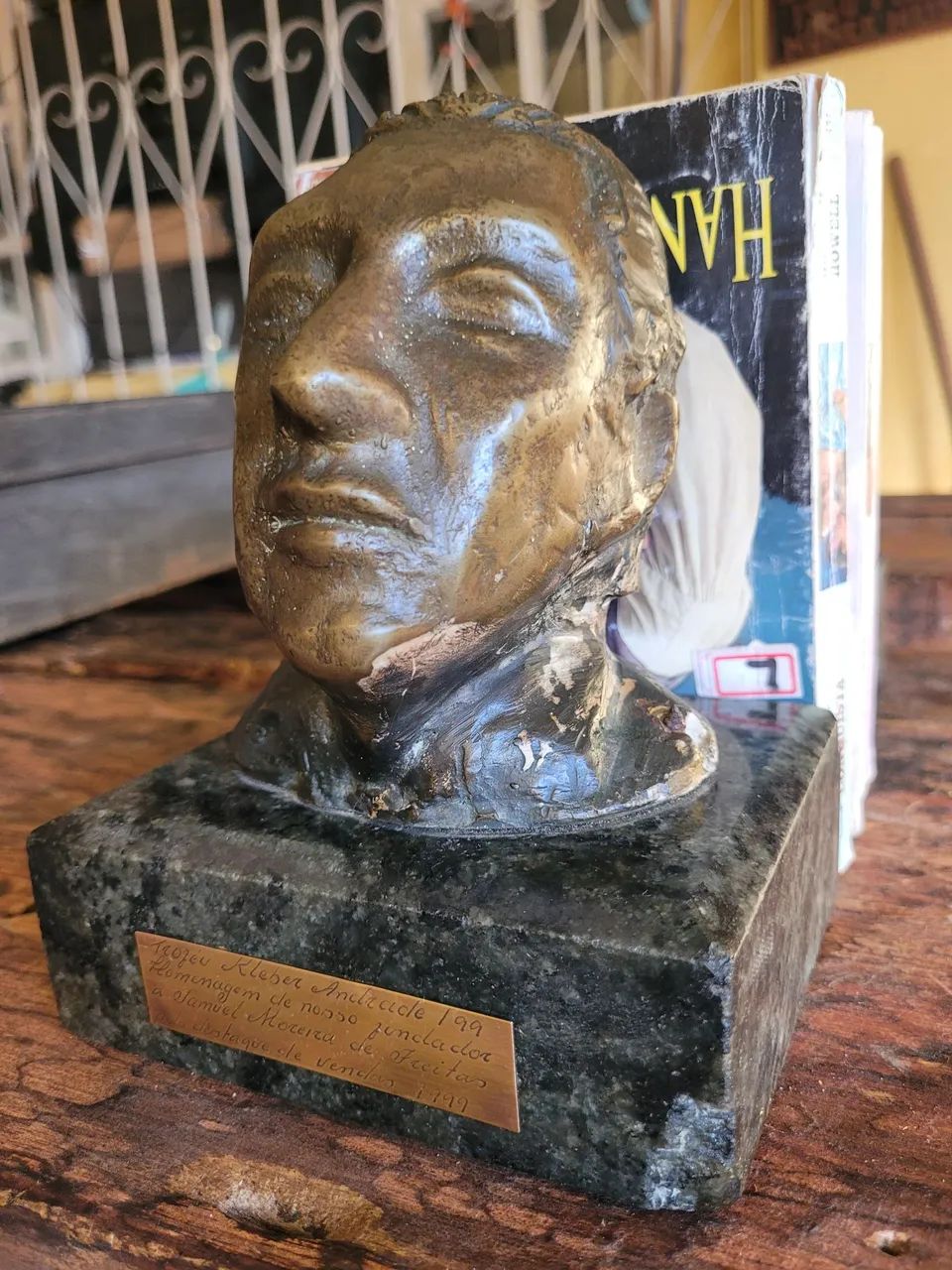 Suporte/apoio para livros: