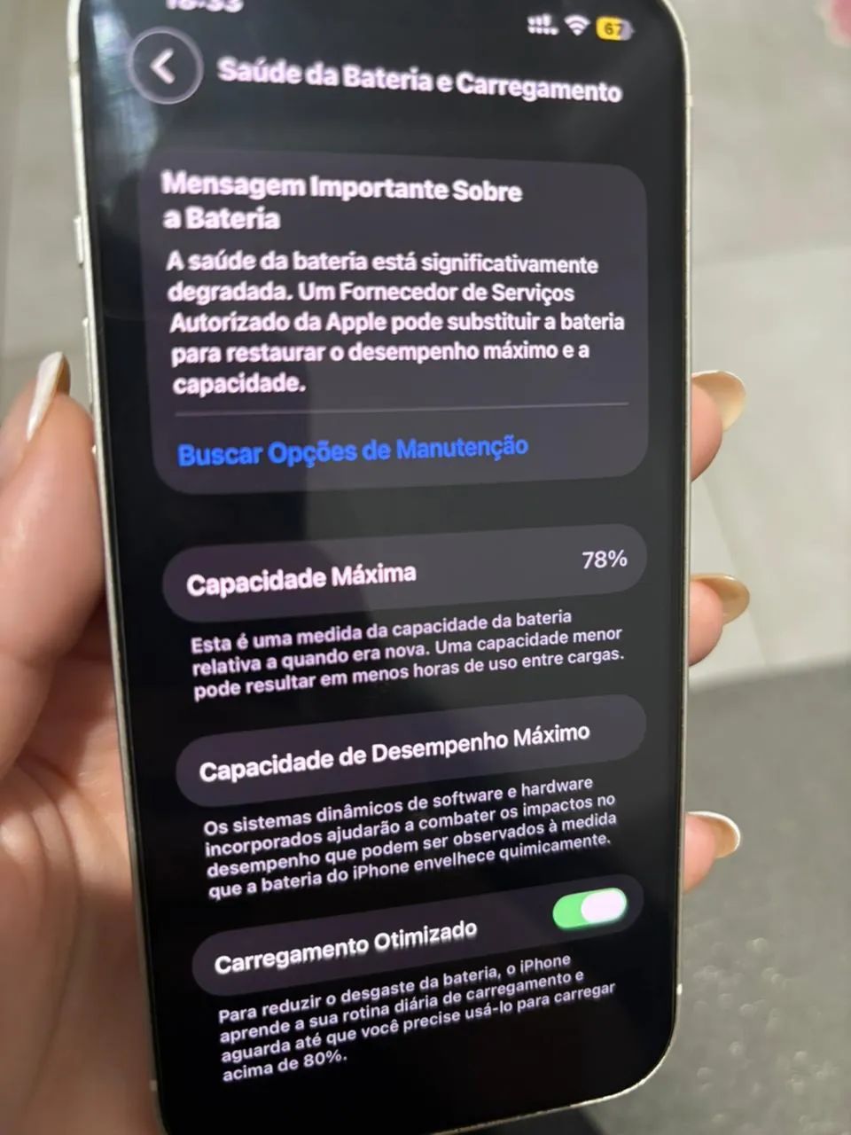 iPhone 1364315886922625121