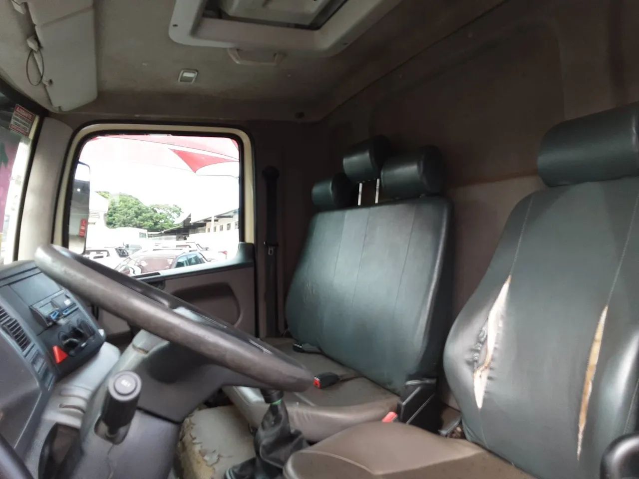 Volkswagen 15.190 E Constellation 2p (diesel)(E5) 2018/2019 Vamos Seminovos GOIANIA - Foto 11