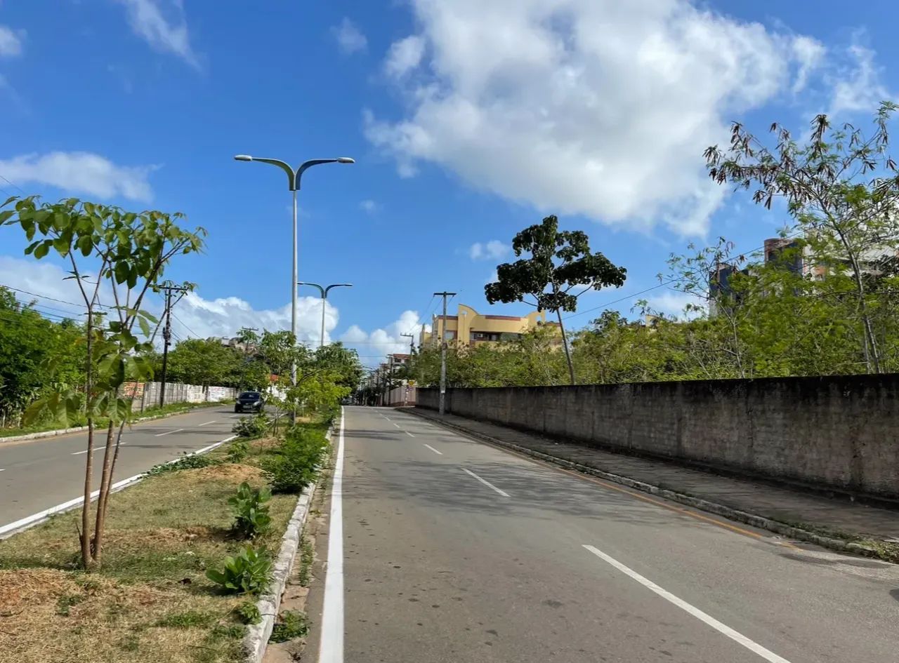 Vendo Terreno no Calhau com 3.200m2 - Murado e Documentado - Foto 3
