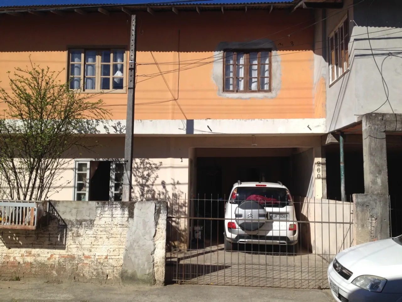 Casa com 06 kitnets no Ribeirão da Ilha - Florianópolis - SC