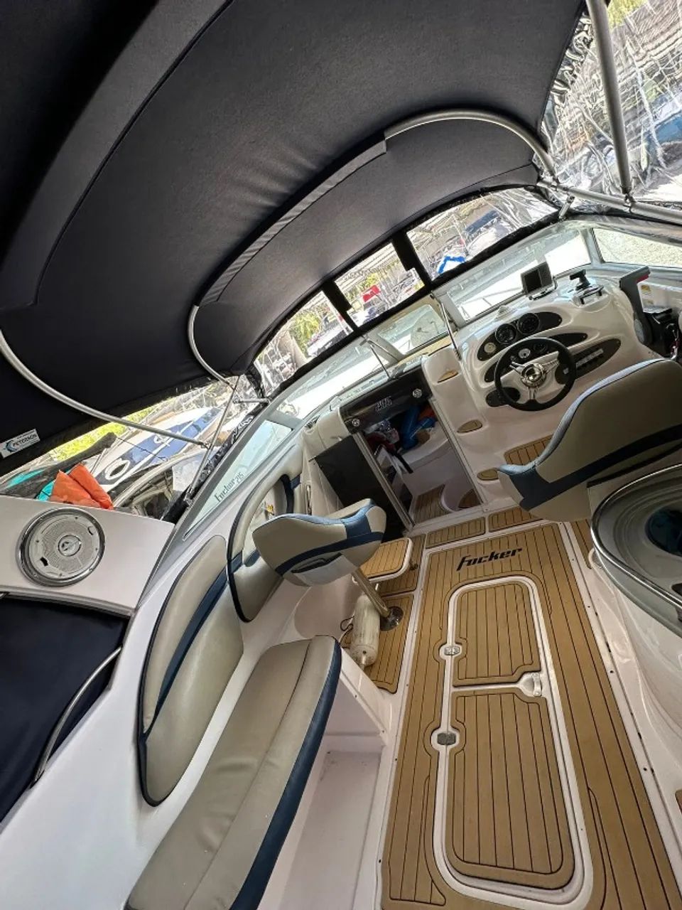 Lancha Focker 255 Barco 25 pés  - Foto 12