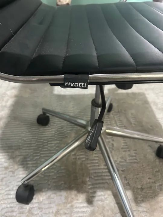 Cadeira de Escritório Presidente  - Foto 4