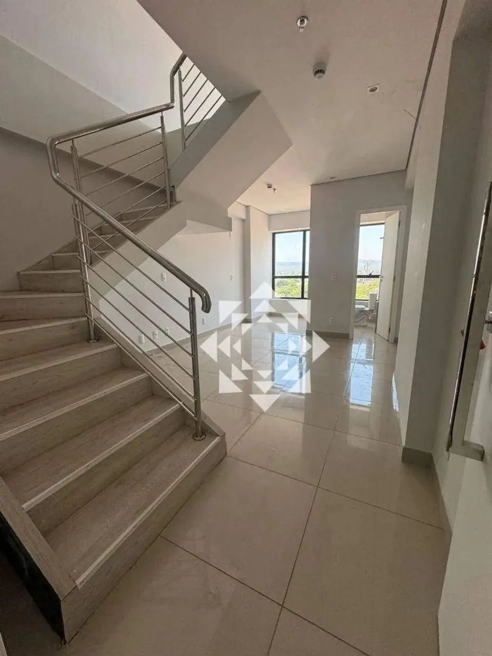 Sala comercial com mezanino no Edifício Palmas Business na 106 Norte - Foto 4