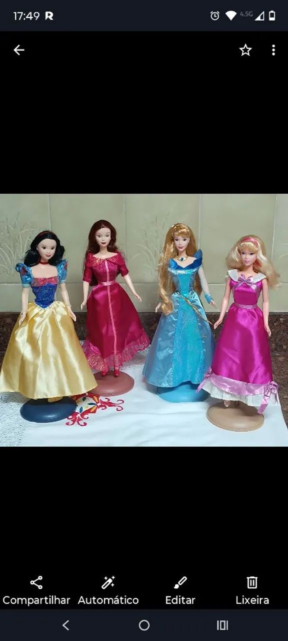 Boneca Branca de Neve Barbie Princesas  - Foto 4