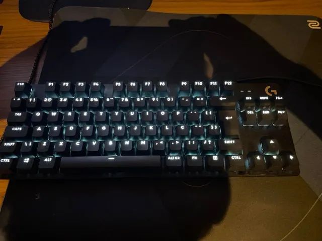 Teclado Mecânico Gamer Logitech G413 TKL SE - Foto 2
