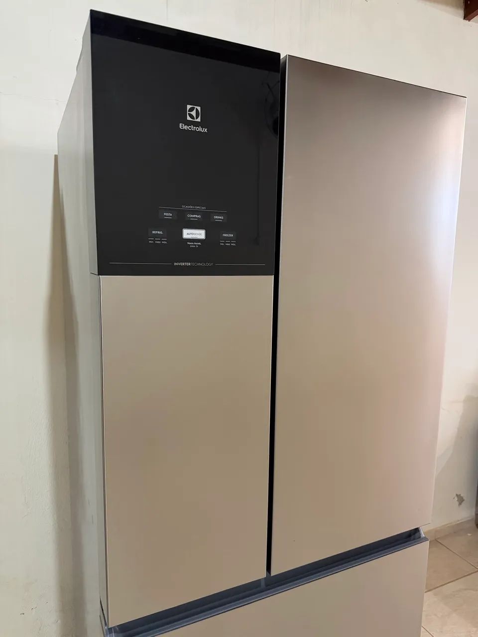 Geladeira Electrolux 3 portas inverse economia de energia  - Foto 5