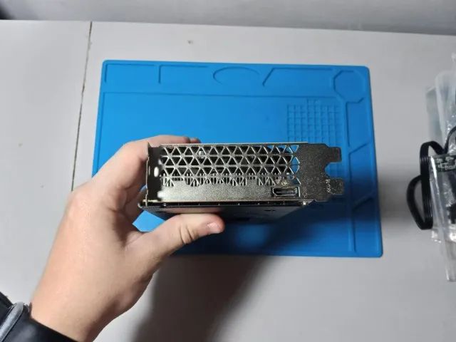 Placa de vídeo RX 580 2048SP - Com defeito - Foto 3