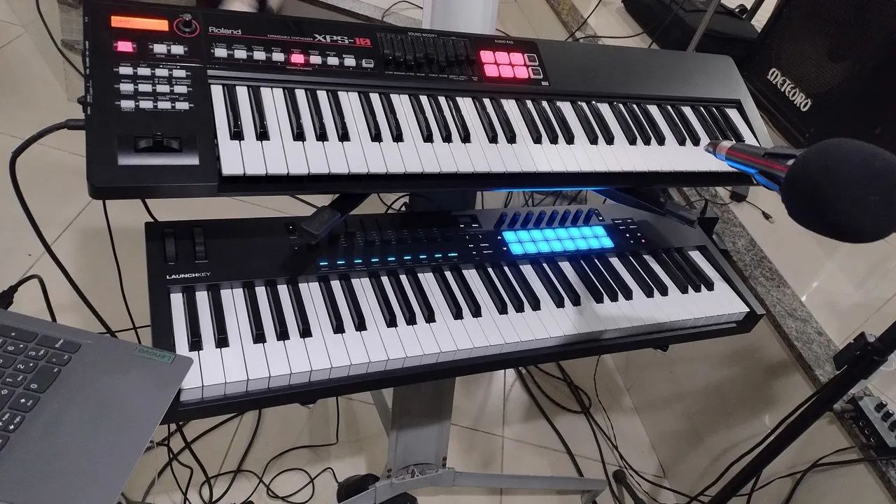 XPS 10 