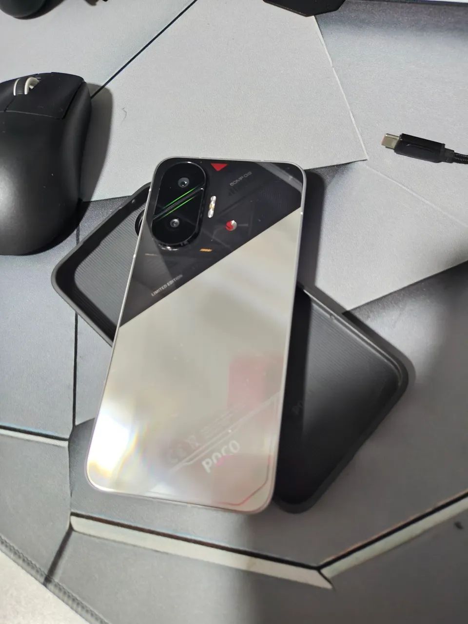 Poco F7 Limited Edition 12/512 - Foto 2