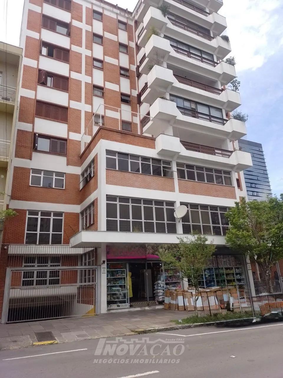 Sala Térrea / Loja comercial Pio X Caxias do Sul