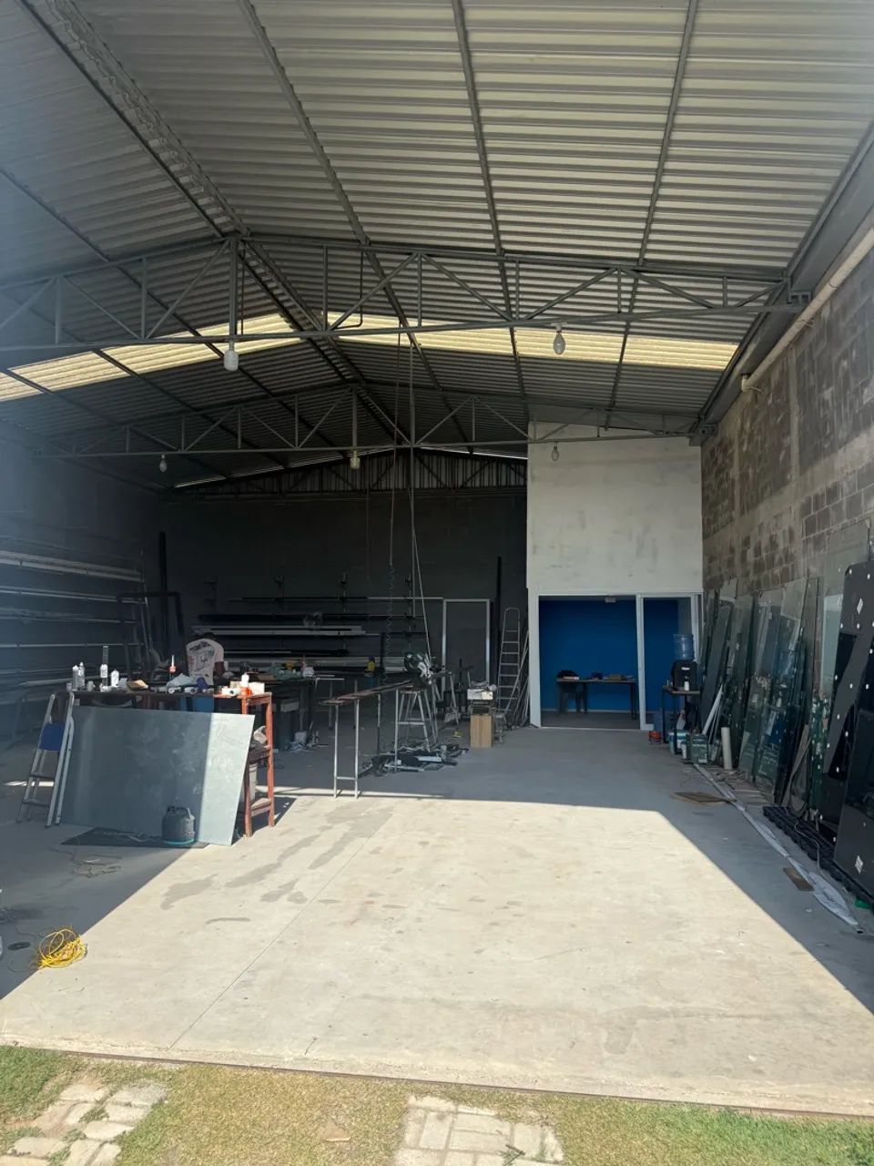 ALUGA-SE GALPÃO COMERCIAL - Foto 5