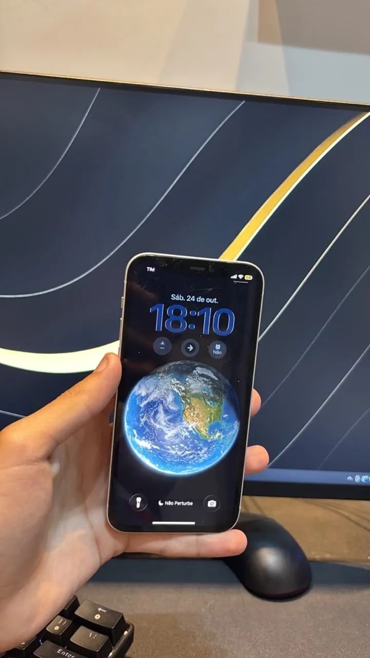 IPHONE 12