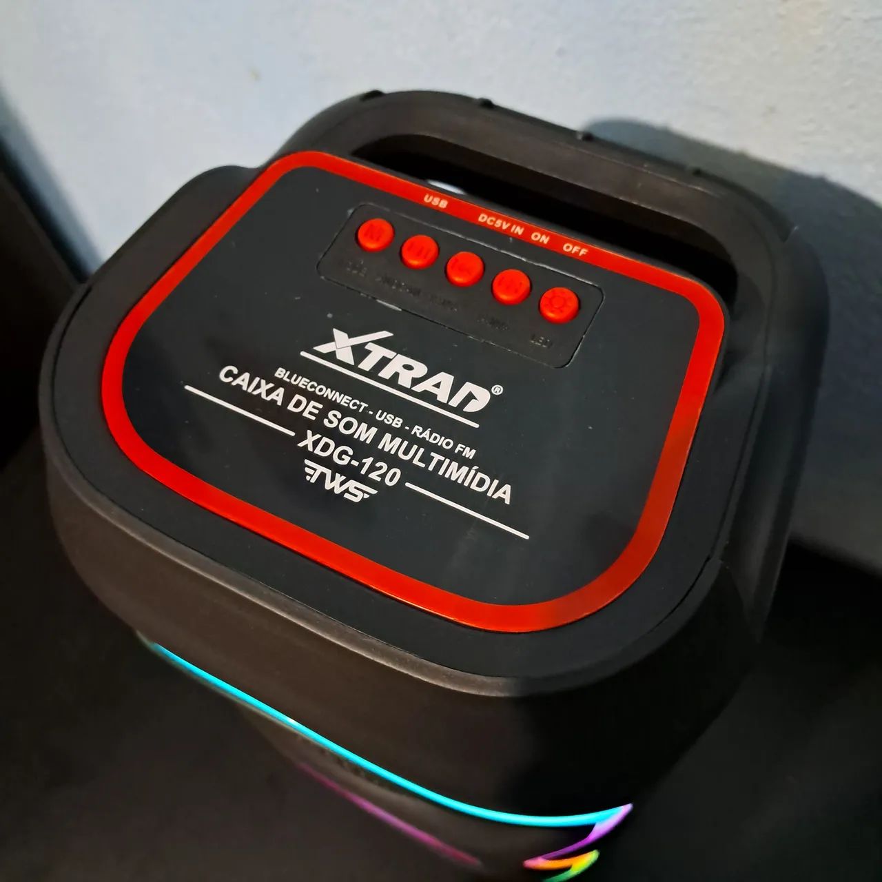 Caixa de Som Bluetooth Portátil Com Led RGB - Foto 2