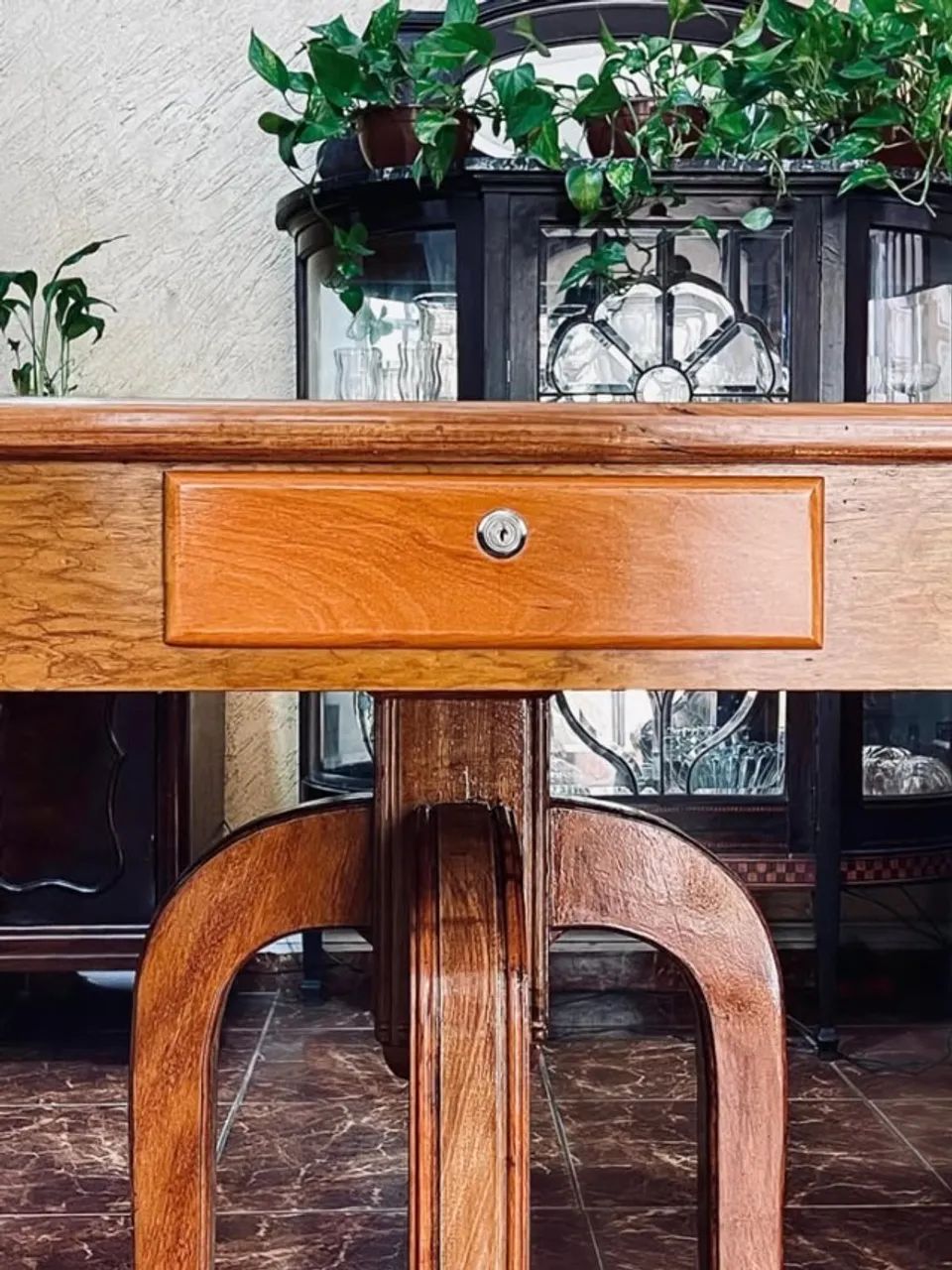 Mesa Quadrada de Madeira Maciça com Tabuleiro de Xadrez - Foto 3