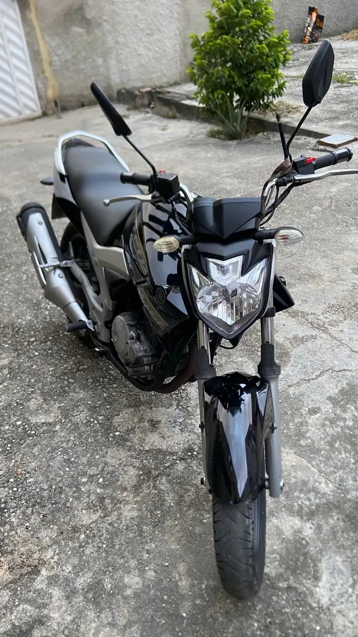 Fazer 250, 2012