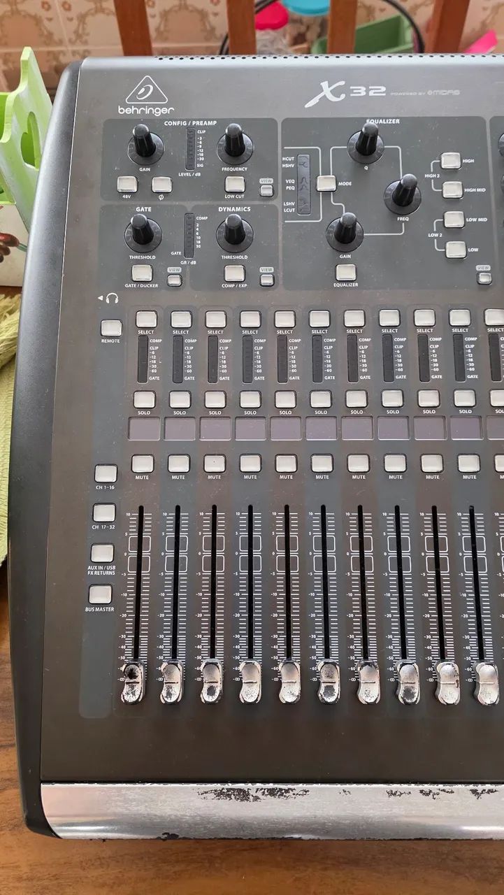 Mesa de Som Digital Behringer X32 Full - Foto 4