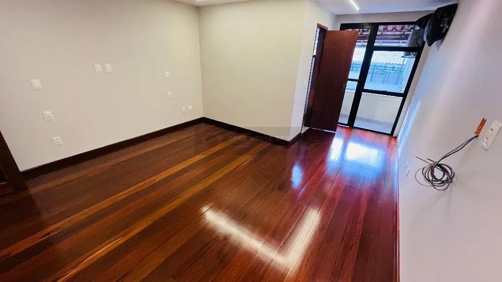 Casa a venda em São Francisco com 4 quartos, 550m² - Foto 5