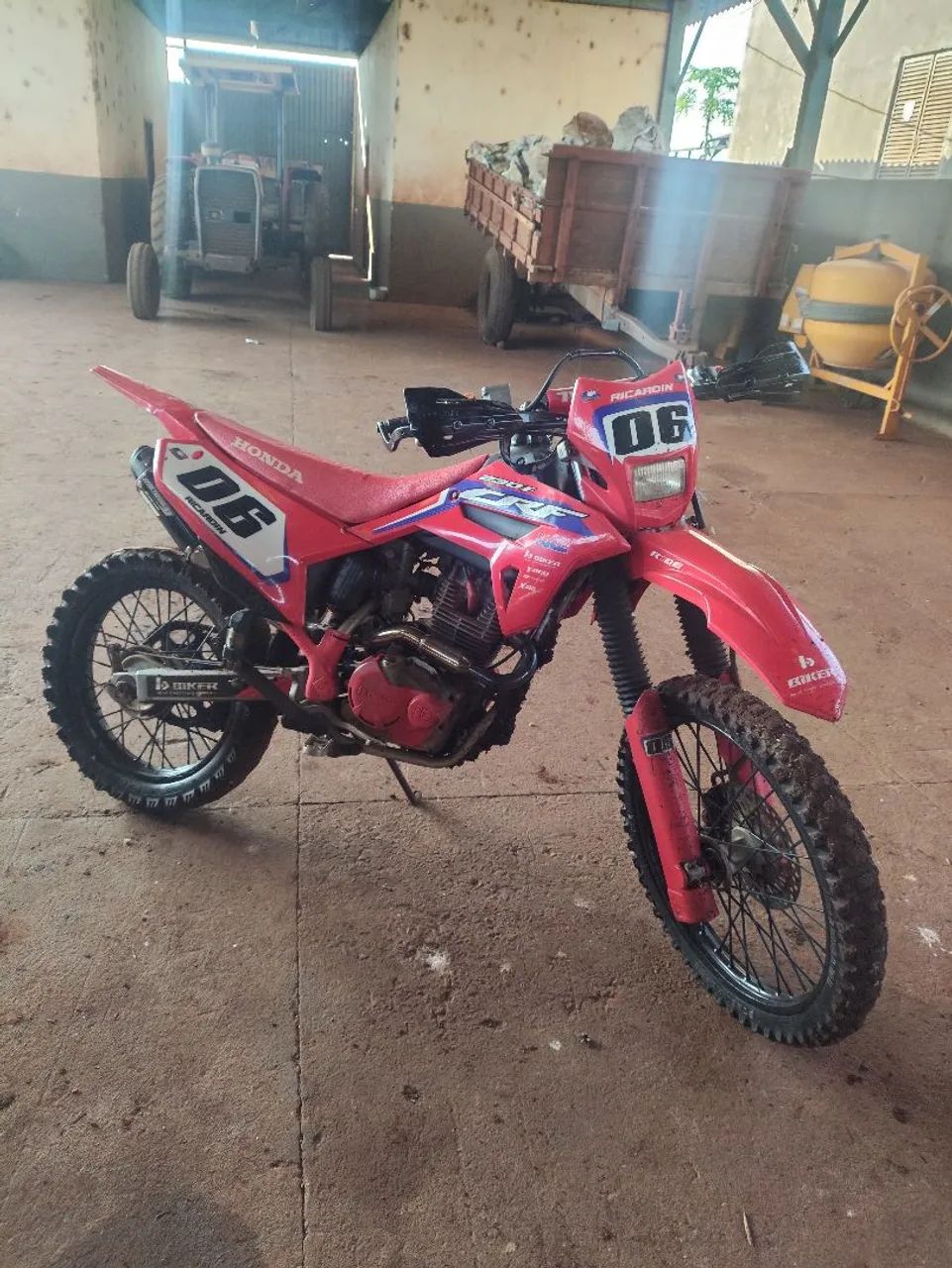 CRF 230F 2016