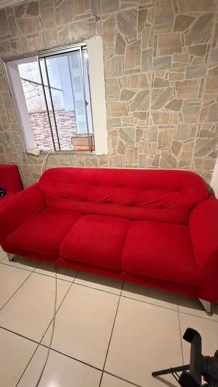Sofá Vermelho 3 lugares  - Foto 4