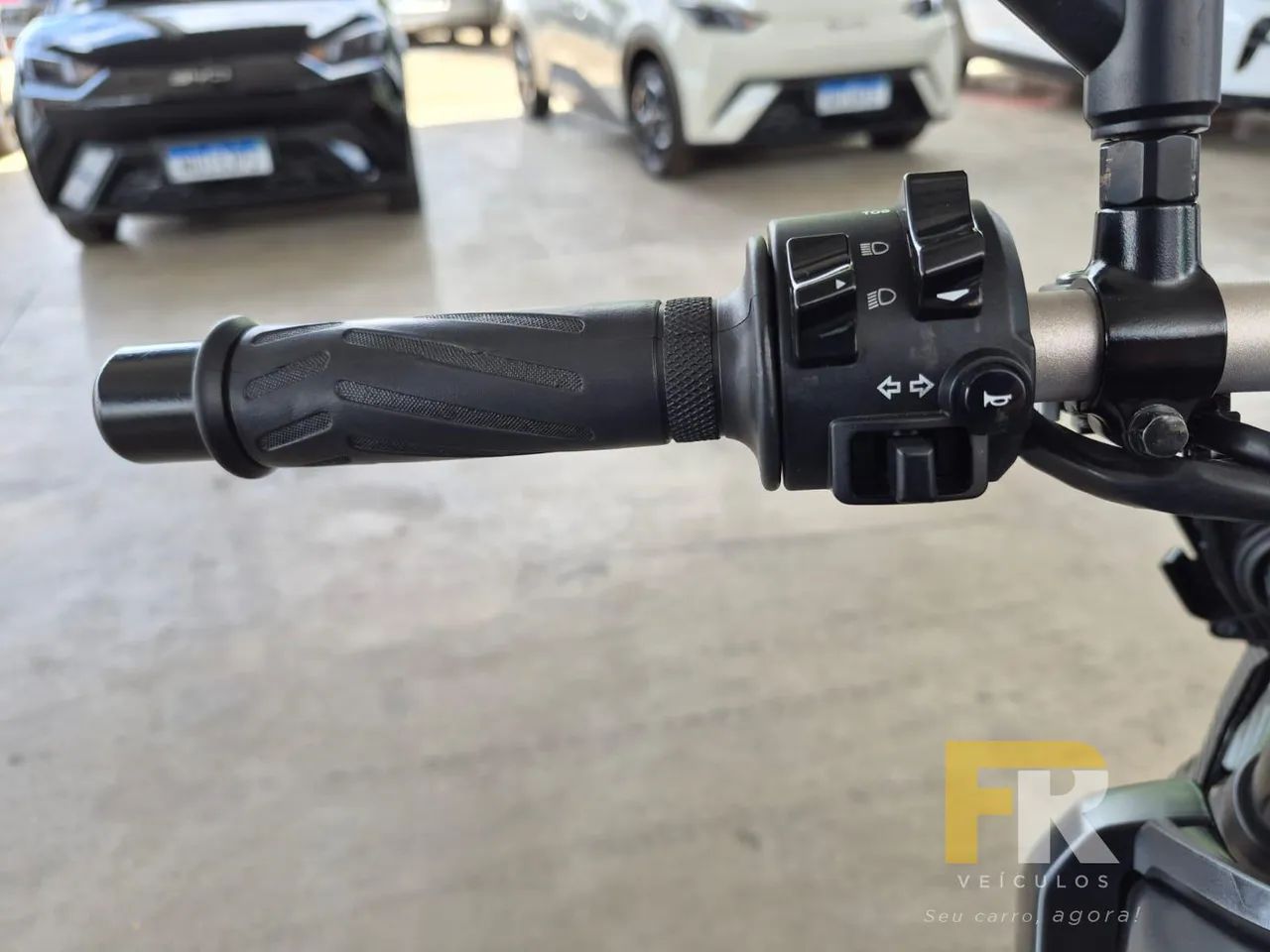 MT CONNECTED 689CC ABS PRETA 2024/2025 - Foto 3