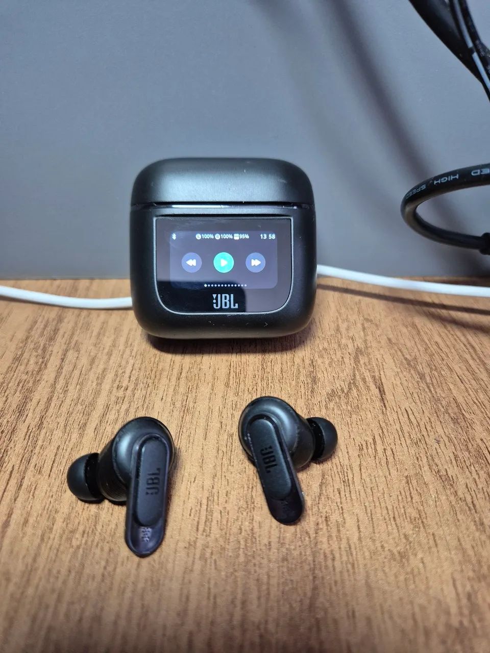 JBL Tour Pro 2 - Foto 4