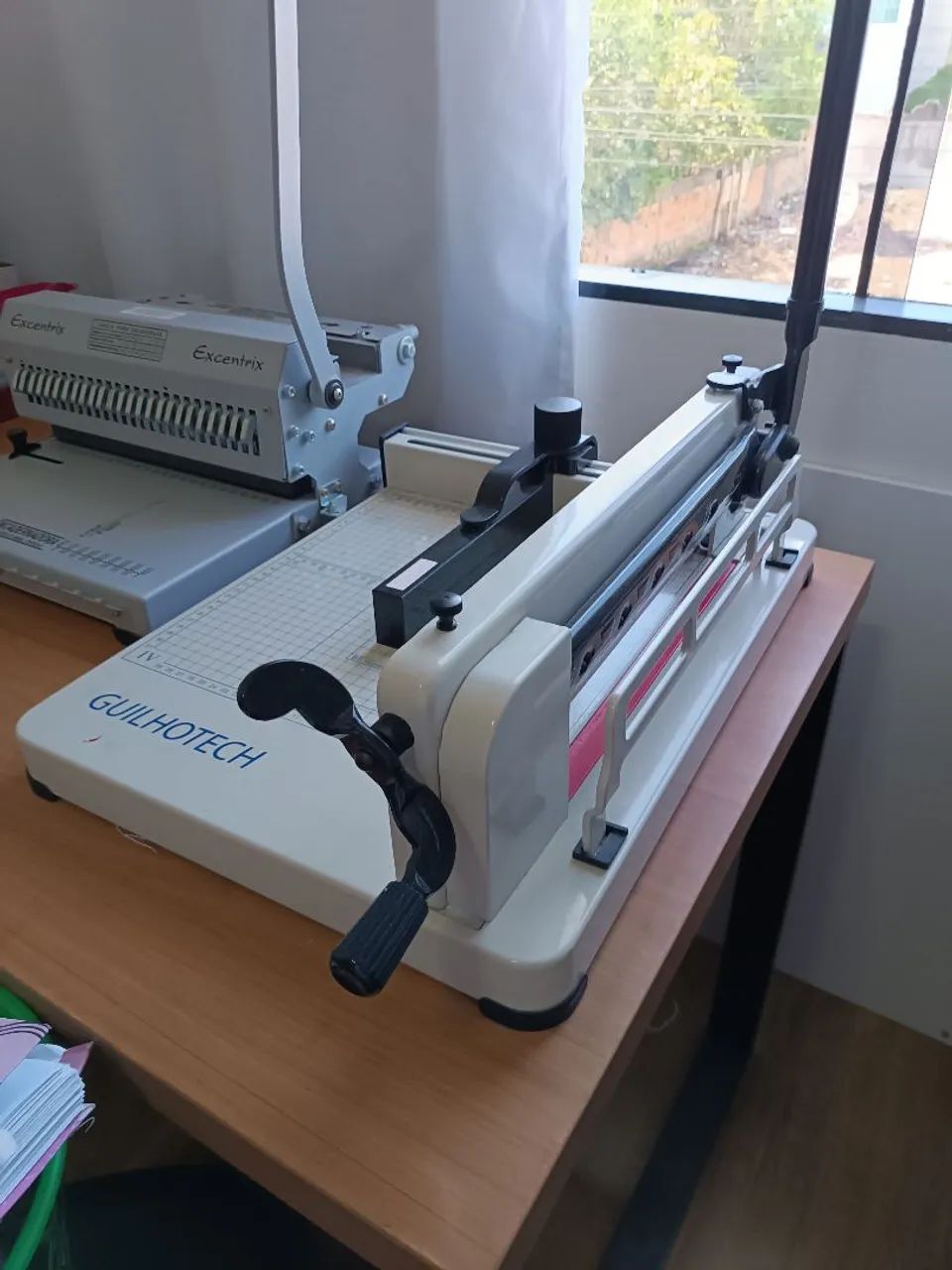 Guilhotina semi profissional  tamanho A3