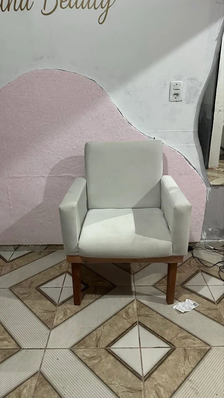 Vendo maca estética e uma poltrona em perfeito estado 