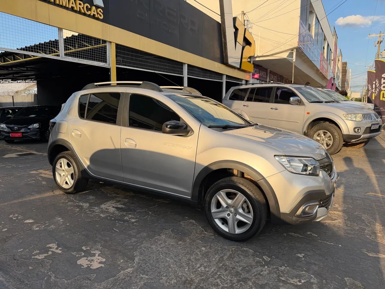 Renault Stepway Zen Flex 1.6 16V Mec. 2023 - Foto 3