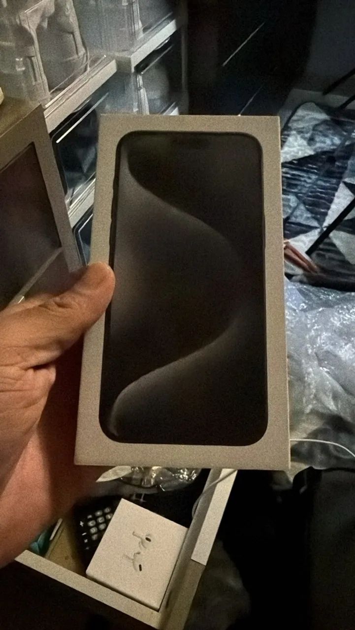 iPhone 15 Pro Max  256gb. Sem detalhes - Foto 3