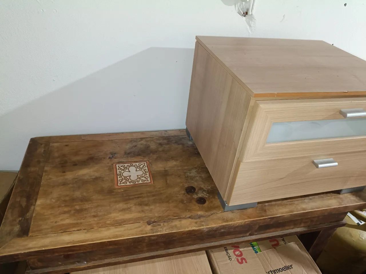 Mesa pra entrada da casa  e jogo de mesa de noite  - Foto 2