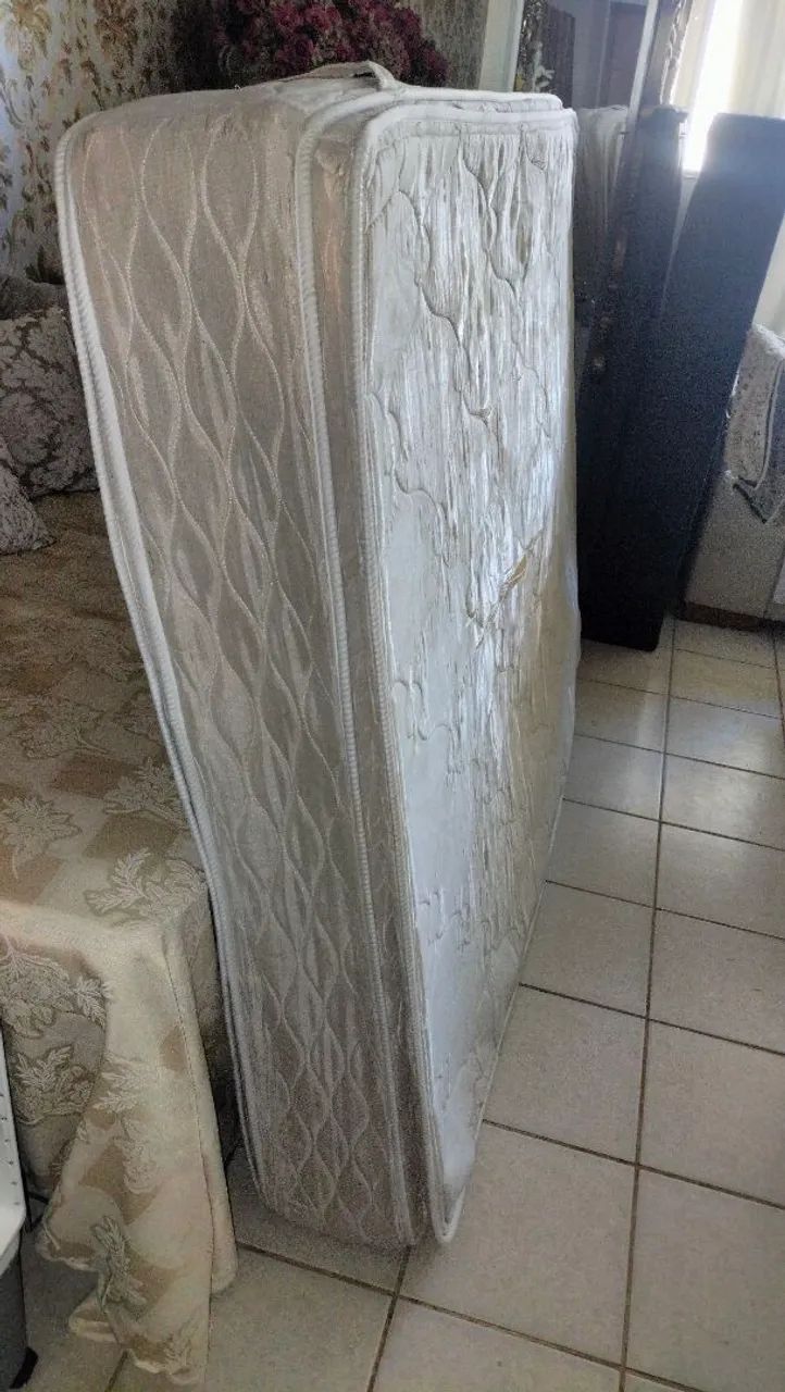 Cama de casal mais colchão  - Foto 2