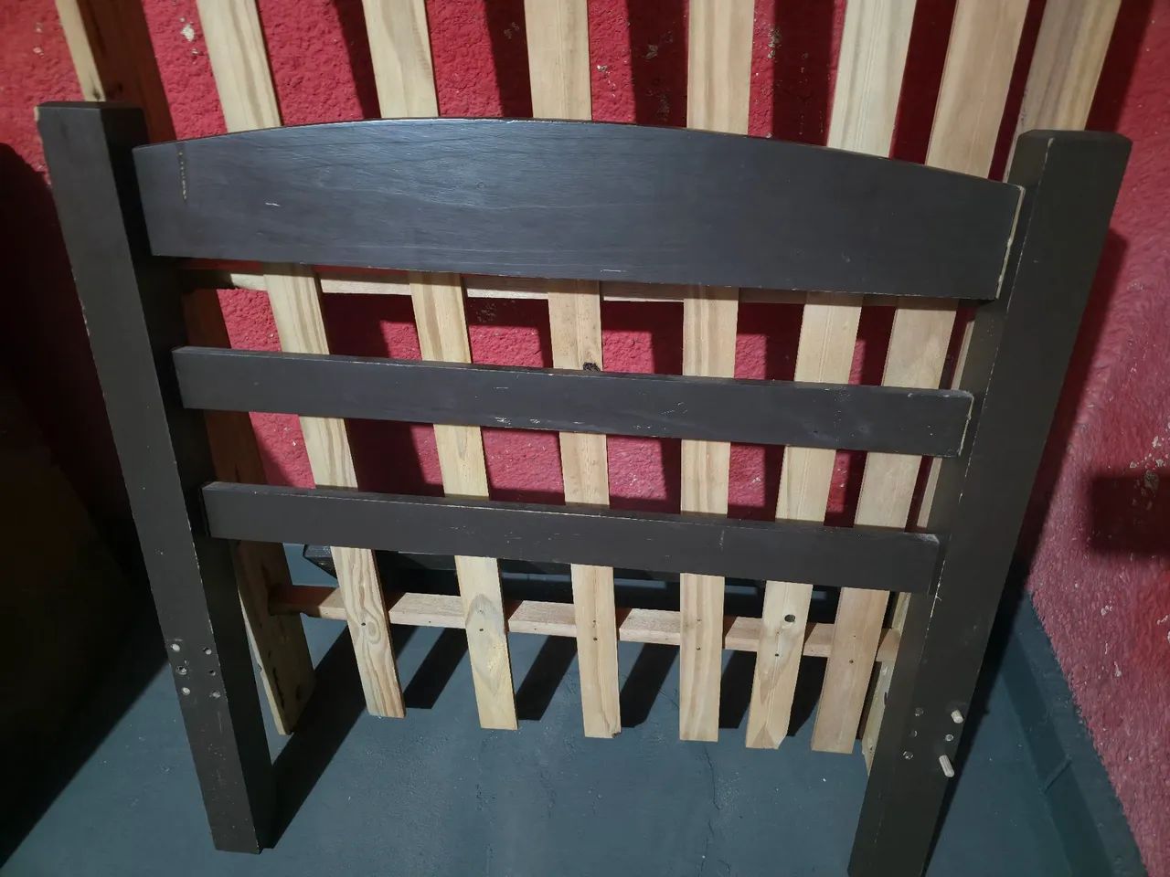 Cama de solteiro 