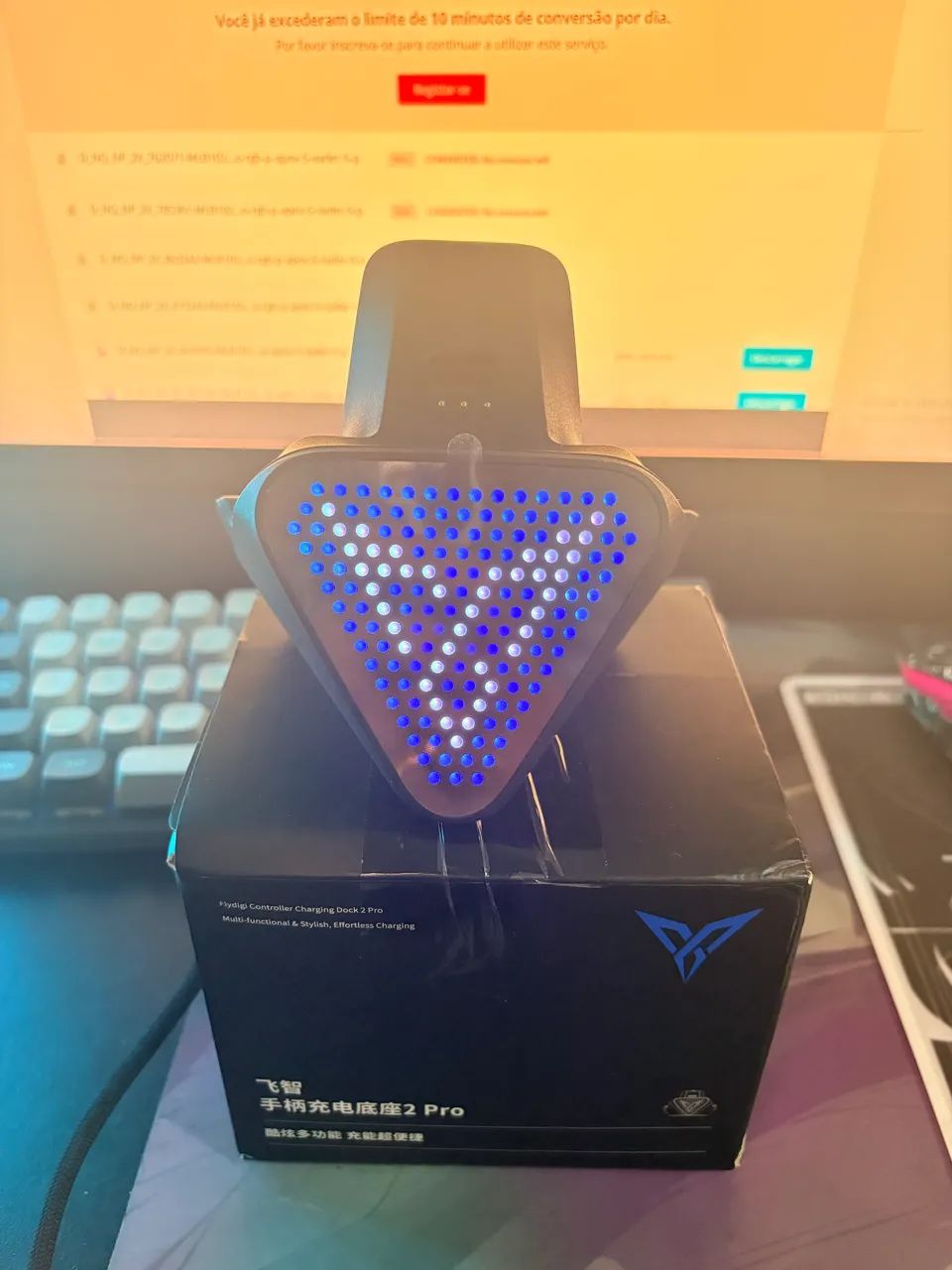 base de carregamento Flydigi Controller Charging Dock 2 Pro - Foto 3