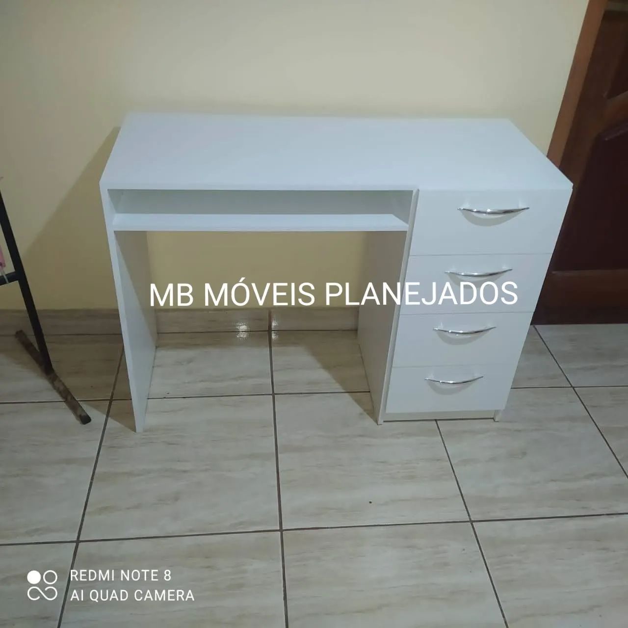 Mesa nova para nails designer 100% MDF branco 