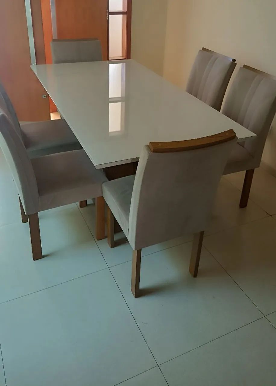 Mesa com 6 cadeiras  - Foto 2