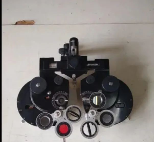 Coluna pantografica oftalmologica xenonio com refrator - Foto 3