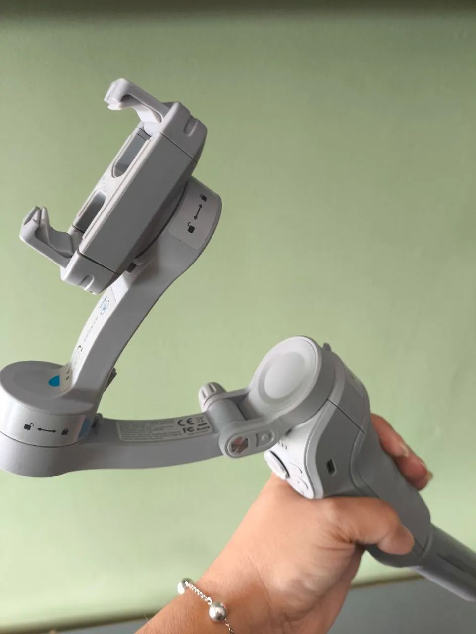 Estabilizador Gimbal 3 eixo Peining MO1 para celular  - Foto 2