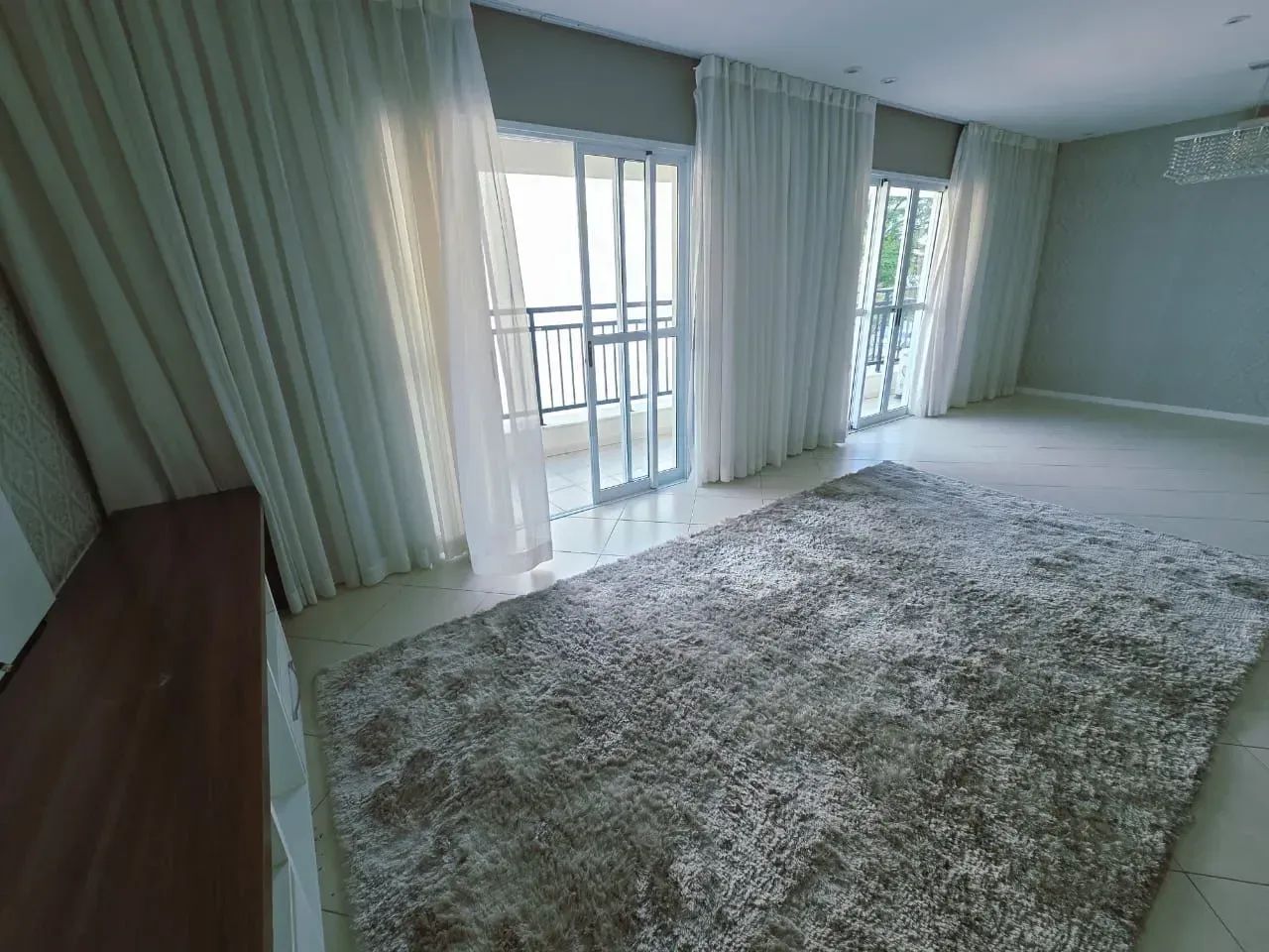 Apartamento com 2 quartos, 2 salas e 2 vagas no Centro - Taubaté - SP - Foto 2