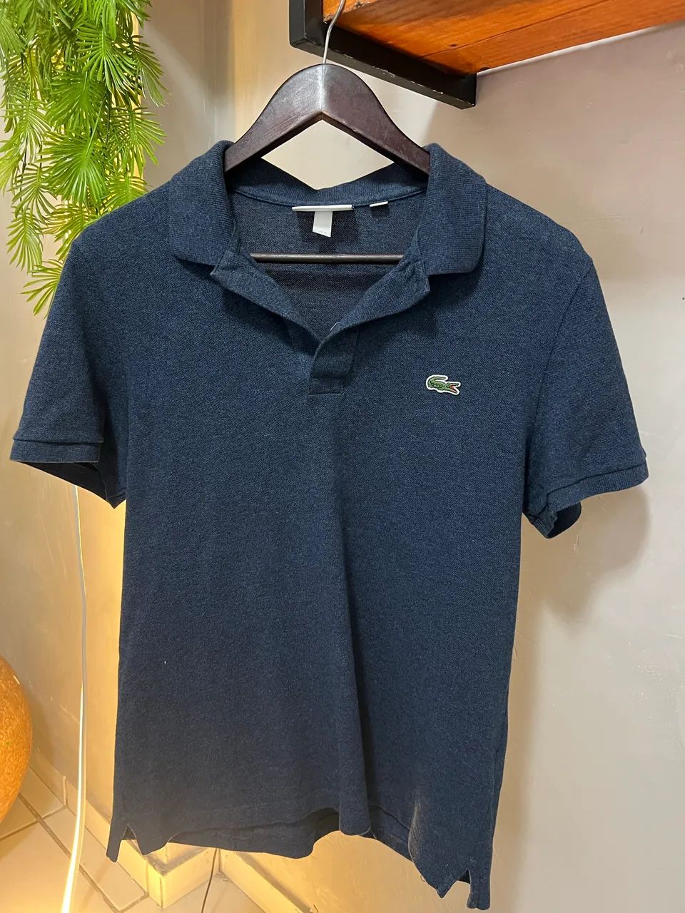 Camisa polo Lacoste R$150