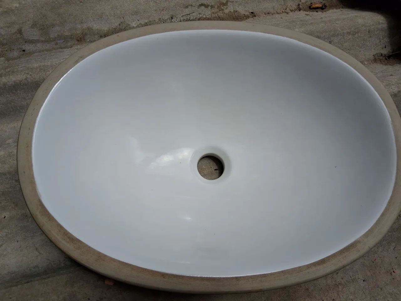 Bacia louça com bancada